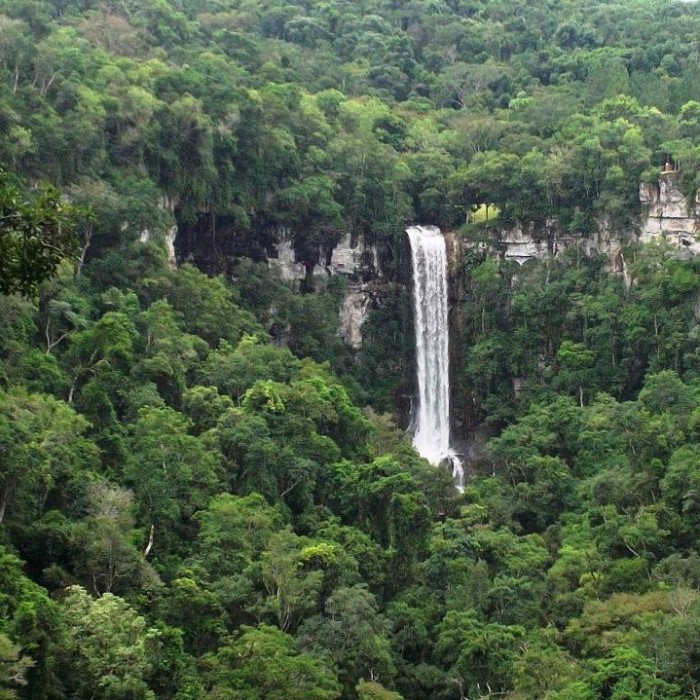 Mocona Falls and Salto Encantado Provincial Park